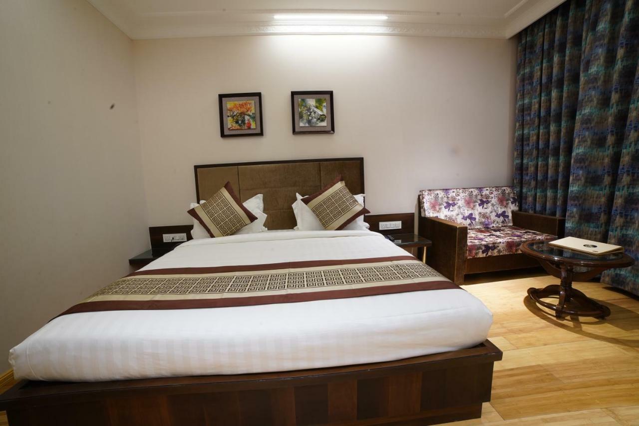 Hotel 18Keys Bhopal Exterior photo